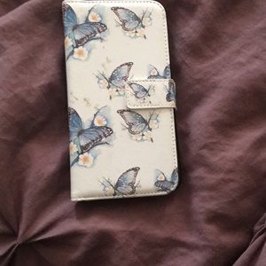 I phone 7ps case walked